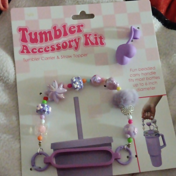 Tumbler Accessory Kit with Choice Of Pink Or Purple Charms NWT - Picture 7 of 10